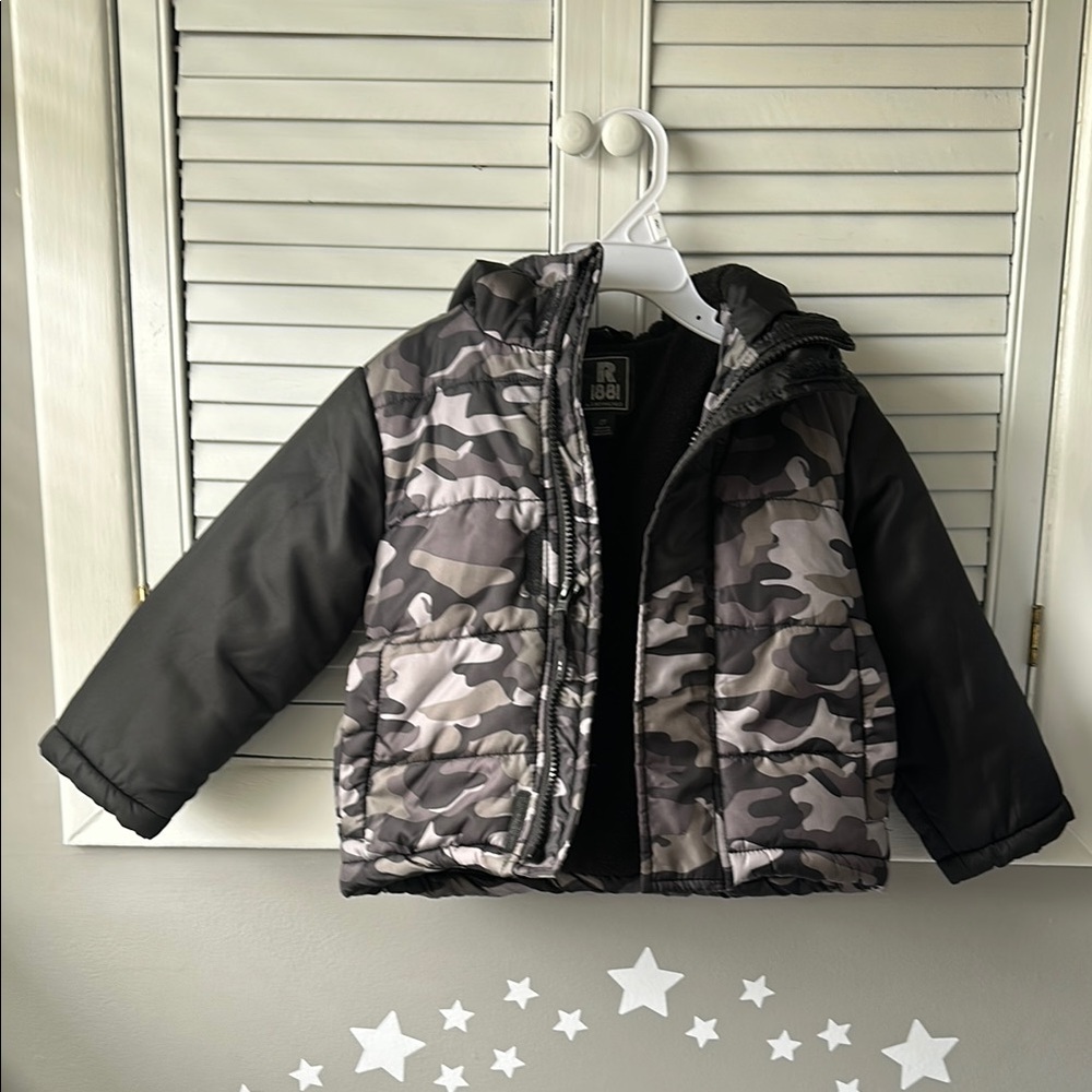 Rugged Bear Camouflage Puffer Jacket